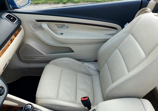Volkswagen Eos cena 22900 przebieg: 187000, rok produkcji 2007 z Nidzica małe 631